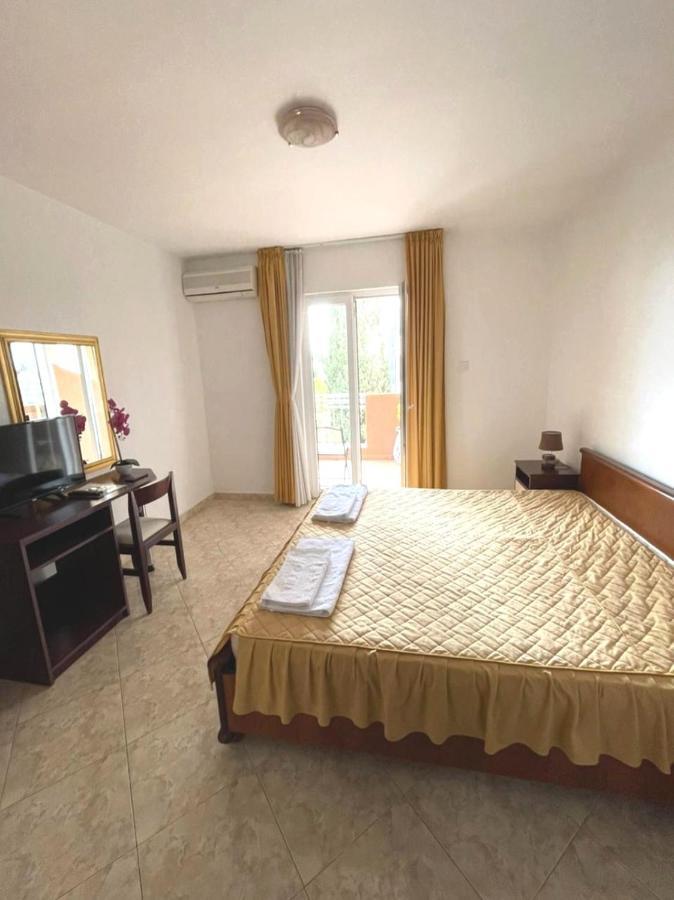 Hotel Suzana Budva Ngoại thất bức ảnh