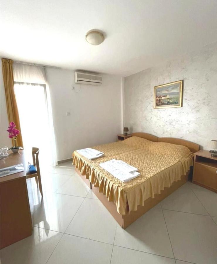 Hotel Suzana Budva Ngoại thất bức ảnh
