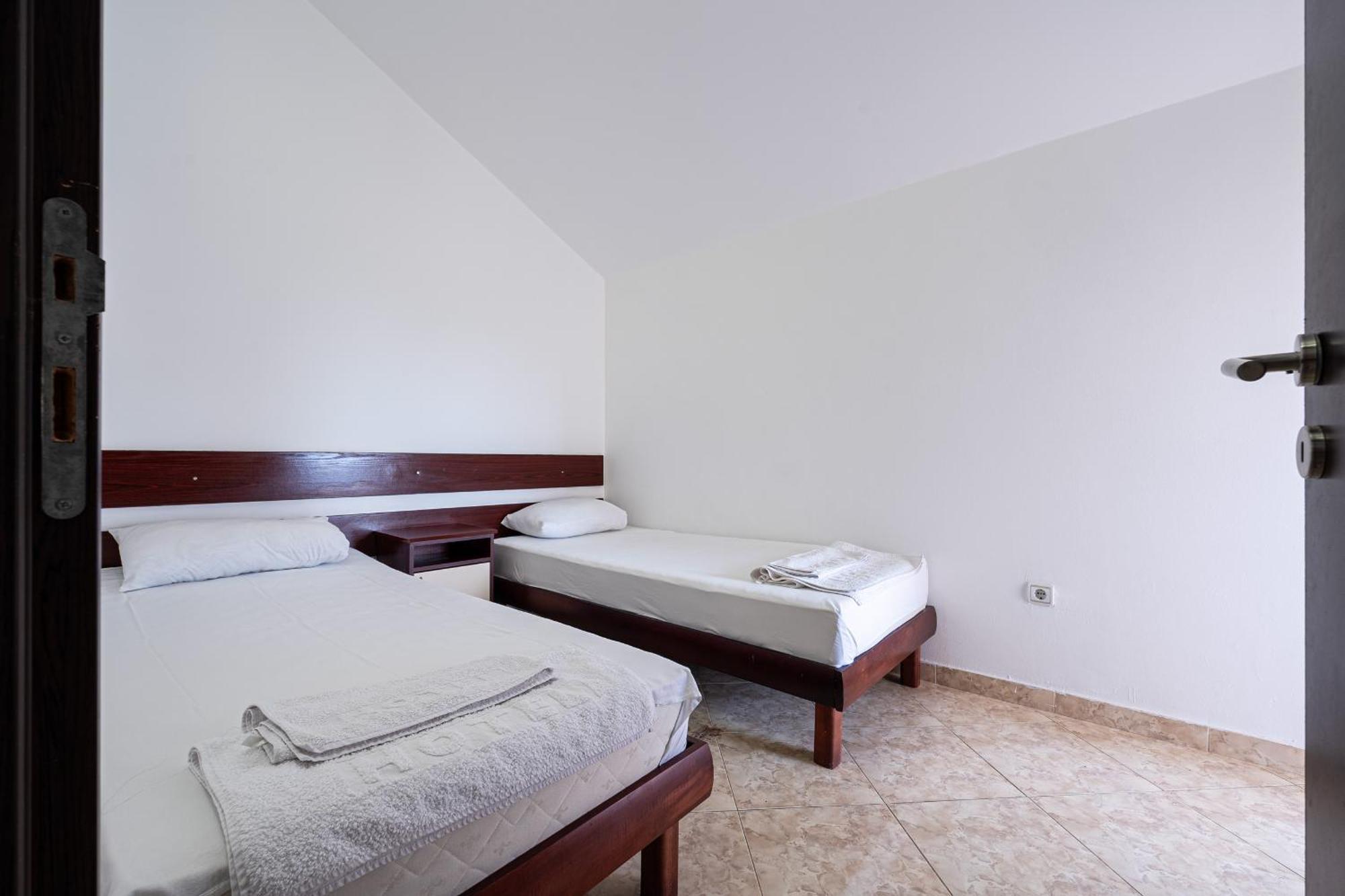 Hotel Suzana Budva Phòng bức ảnh
